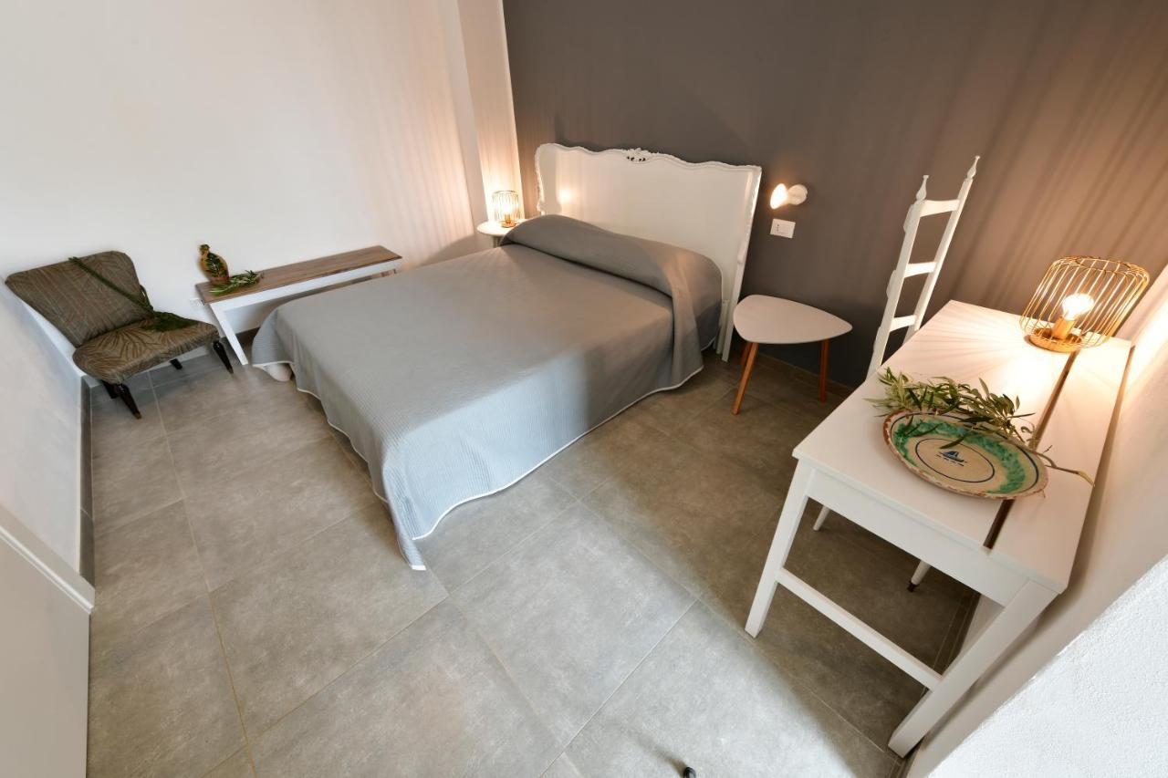 Inkantu B&B Terrasini Kültér fotó