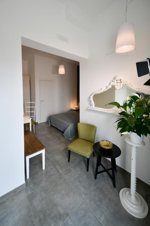 Inkantu B&B Terrasini Kültér fotó