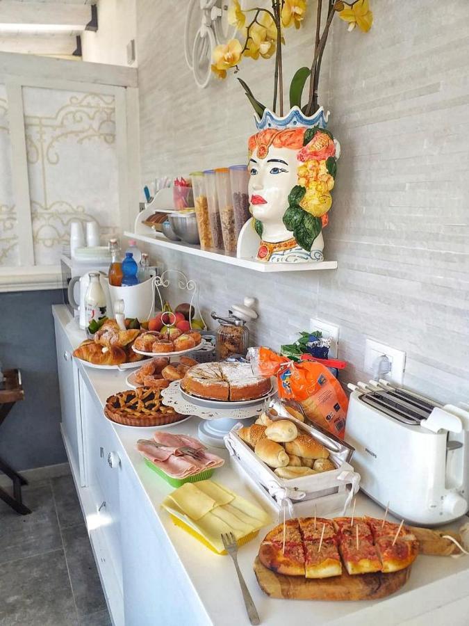 Inkantu B&B Terrasini Kültér fotó